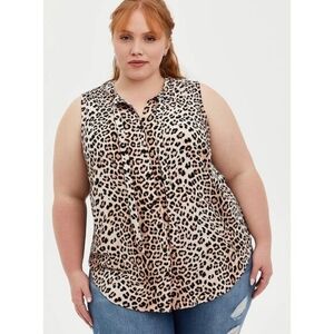Torrid Crepe Tie-Front Button-Up Top in Leopard Print, Size 2X